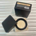 New huda loose powder/banana bread