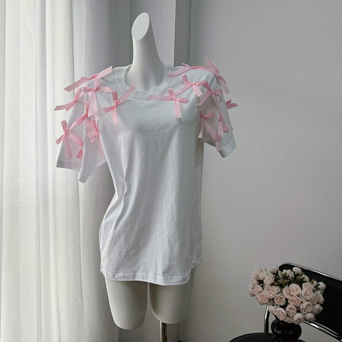 Loose Fit Short Sleeve T Shirt Cute Ribbon Bow Design Soft Cotton Fabric Casual Style Perfect for Everyday Wear