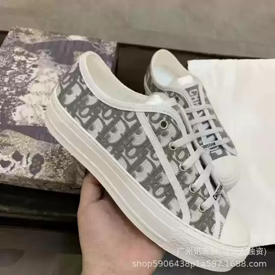 New D Brand Embroidered Thick-Soled Height-Increasing Canvas Shoes Trendy Monogram Letter Lace-Up Versatile Fashion Sneakers for Women