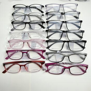 Ultra-Light Prison Glasses Tr90 New Plain Frame for Men and Women, Metal-Free Security Inspection Danyang Glasses Wholesale