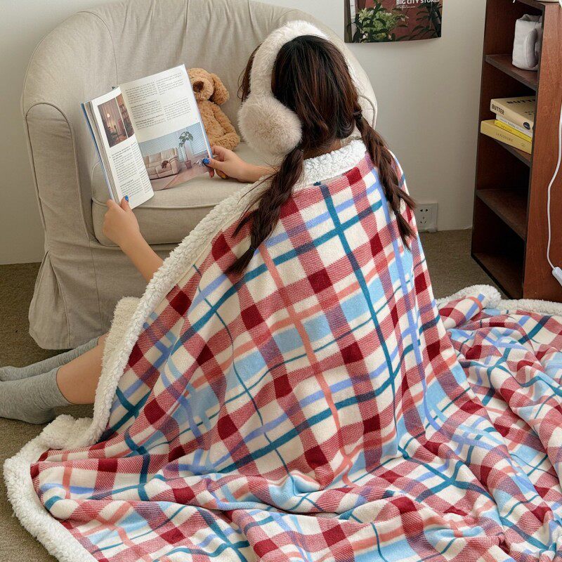 Retro Plaid Milk Velvet Blanket Thick Warm Office Nap Throw Sheep Fleece Shawl Blanket Wholesale