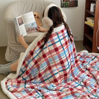 Retro plaid milk velvet blanket thick warm office nap throw sheep fleece shawl blanket wholesale