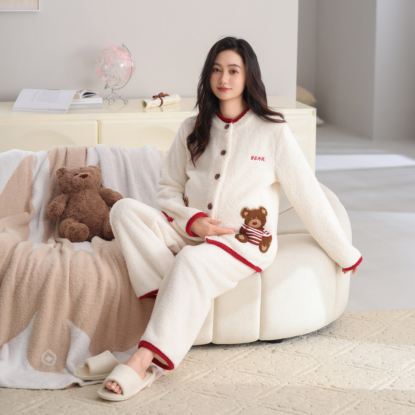 Maternity Pajamas for Autumn and Winter: Coral Fleece Maternity Sleepwear Set with Cute Cardigan, Adjustable and Warm Half-Fleece Loungewear