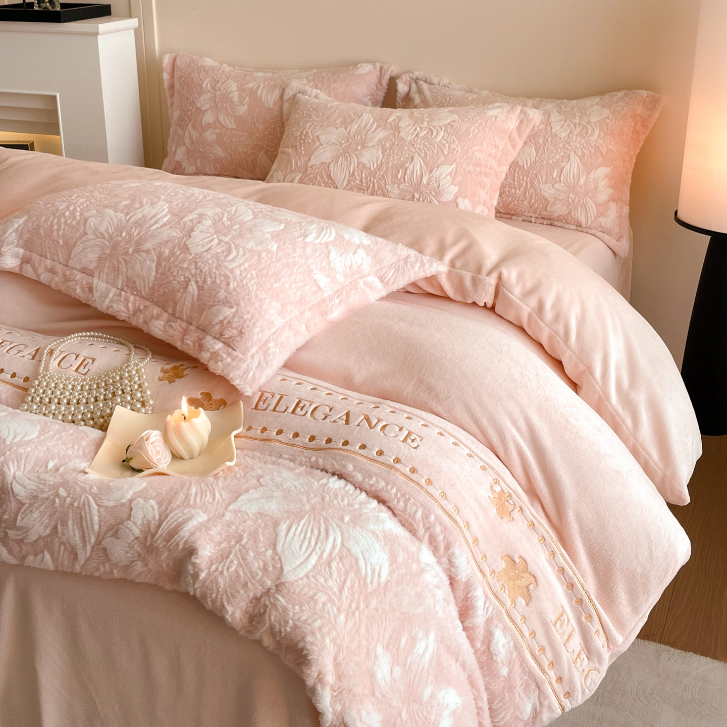 Winter Rabbit Fur Burnt Flower Embroidered Bed Sheetss Four-Piece Set Double-Sided Thickened Milk Velvet Bed Three-Piece Set Light Luxury Wholesale
