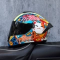 Lucky cat with black tea