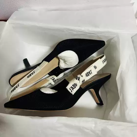 High-End Cat Heel Sandals for Women 2026 New Model D Brand Embroidered Lettering with Bow Patent Leather Pointed Toe Backless High Heels