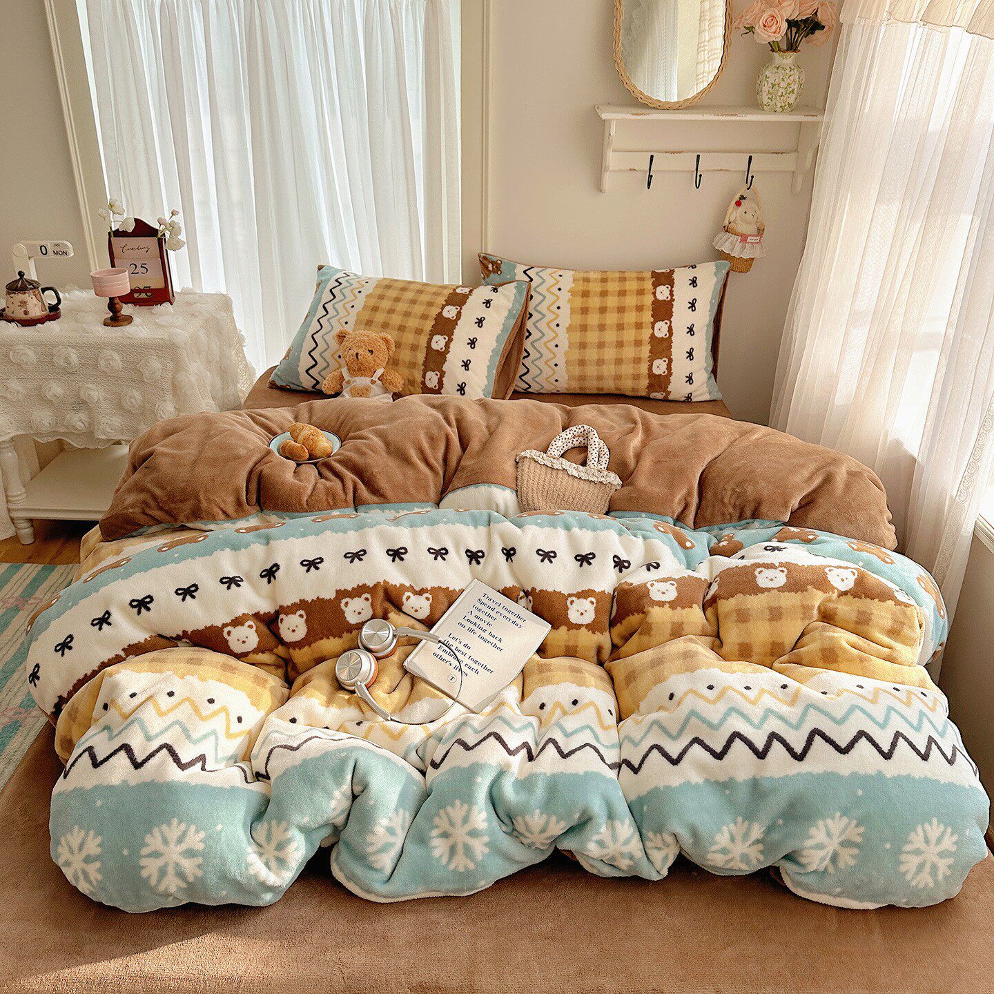 New A-Class Ins-Style Girl Cartoon Thickened Milk Velvet Four-Piece Bedding Set, Student Dormitory Three-Piece Bedding Set