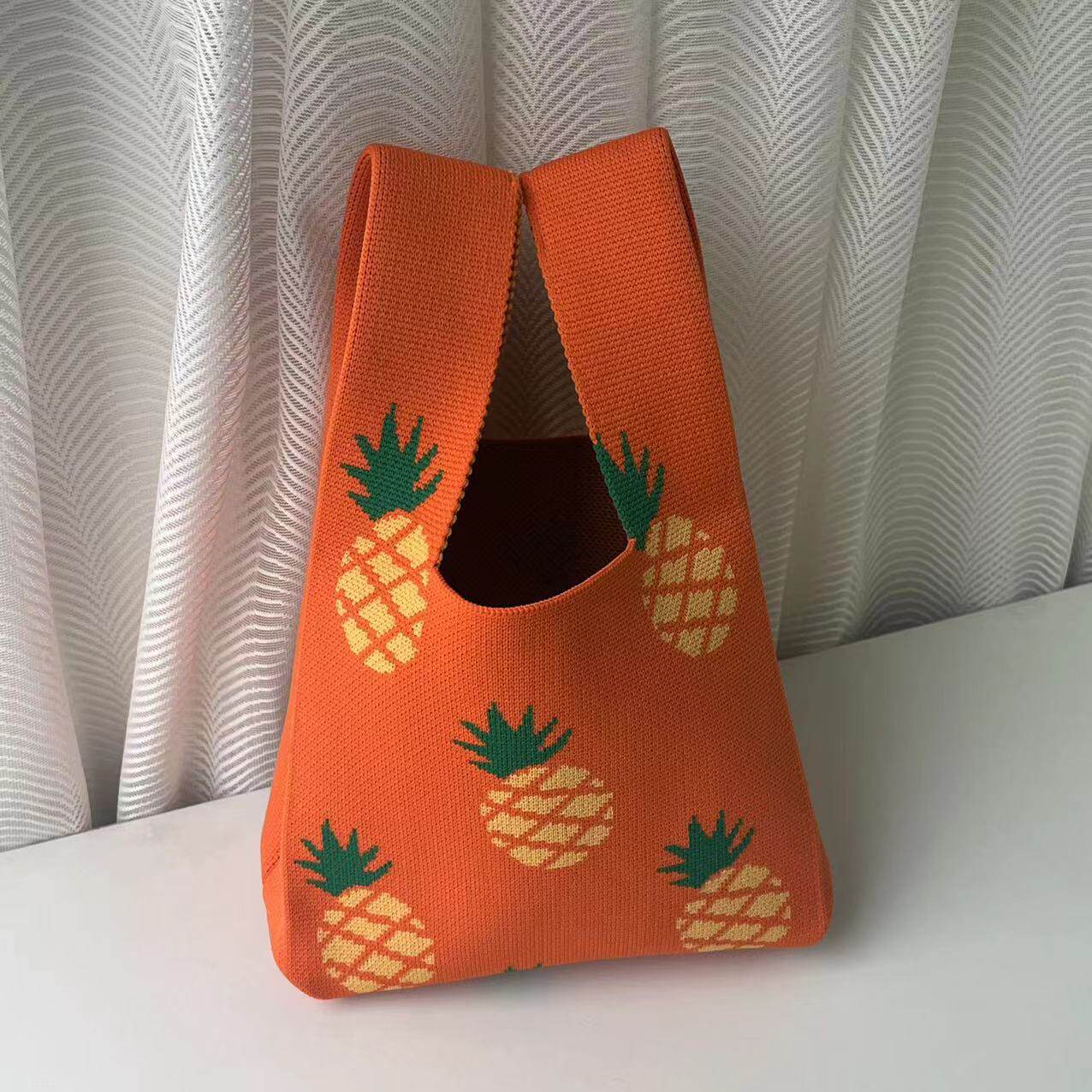 かわいいパイナップル