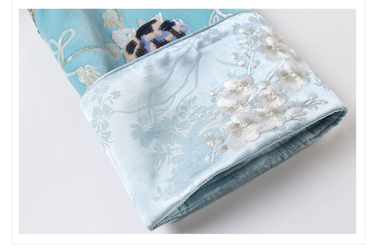 Áo sơ mi nữ dài tay cổ đứng thêu hoa đính sequin chất liệu satin mềm — Tianshuiqing (phát hành cùng ngày), Tianshuiqing (tóc 7 ngày)
