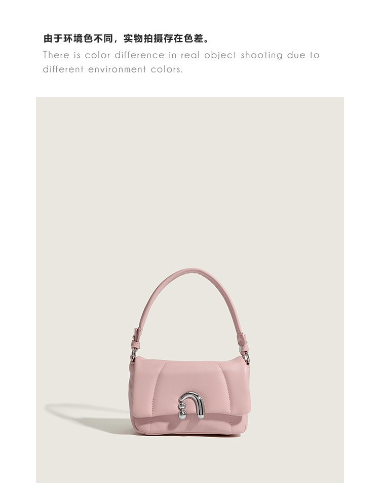 Super Hot High-End Armpit Bag Zhao Lusi's Same Niche Shoulder Bag Quilted Women's Bag Hand-Held Flower Roll Bag 1 O1CN01d2gikn1DZO1KOtknD !!2217511990230 0 cib