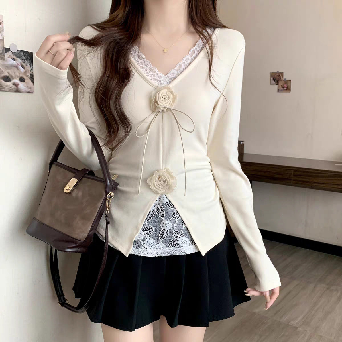 Lace Panel Long Sleeve T Shirt for Women Slim Fit Waist Design Autumn Fashion Available in Purple and Apricot Wholesale