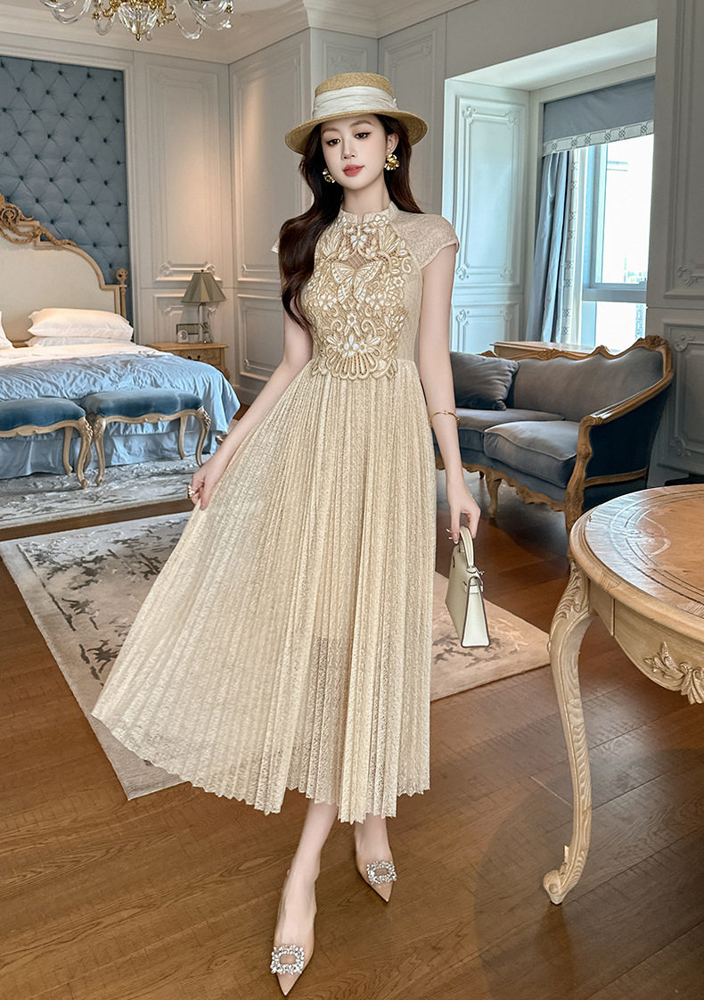 Đầm ren nữ tay ngắn xếp ly eo cao dáng suông midi — [Màu hồng đào] chi tiết 4