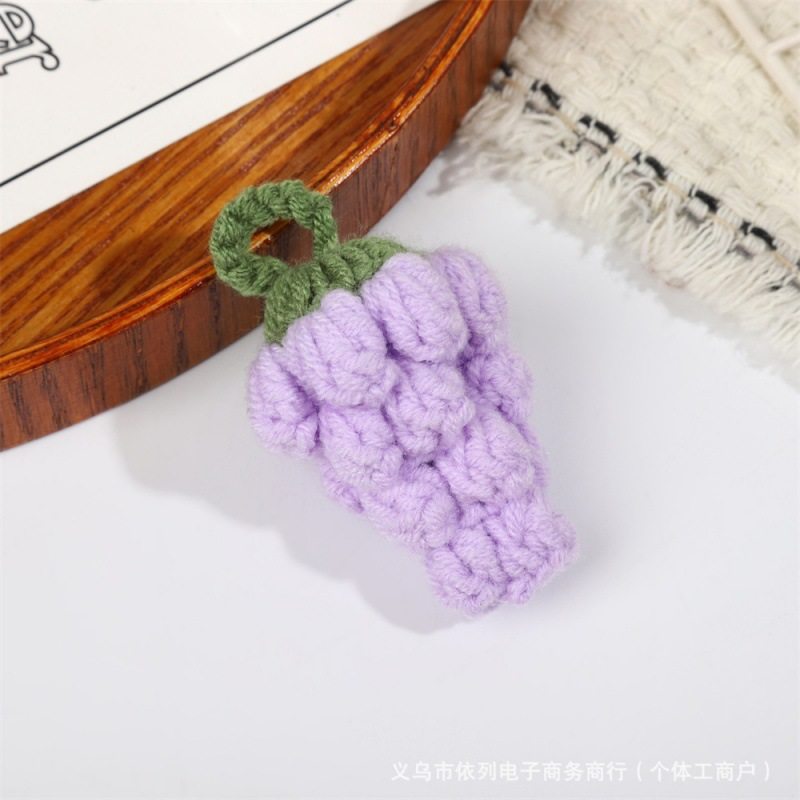 Creative Fruit Bee Trinkets Handmade Wool Cartoon Carrot Handmade Pendants Crocheted Finished DIY Pendants