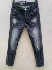 930 # Classic D2 Jeans for Men, Black, Distressed, Fashionable, Slim Fit, Slightly Stretchy, Paint-Splattered, Simple, Versatile, Skinny Fit