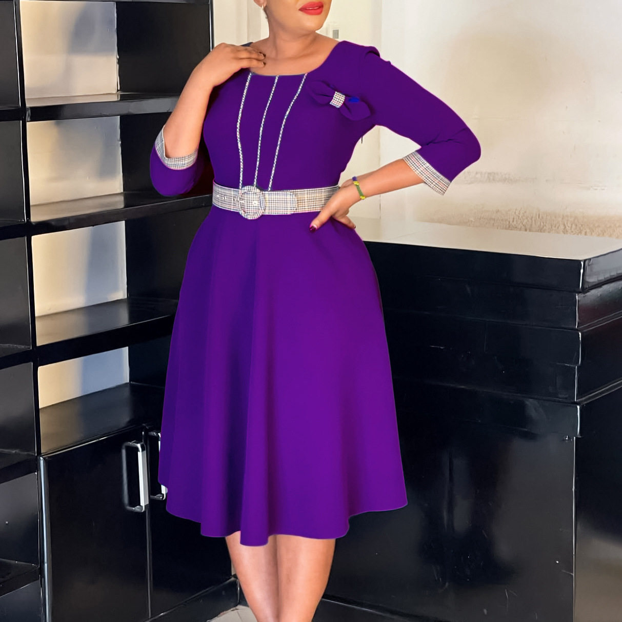 Elegant Womens African Dress Round Neck Color Block Design Fashionable Style Perfect for Parties and Events