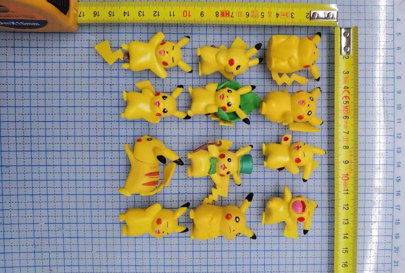 儿童多款车子模型玩具 怪兽公仔玩具 指套 小精灵公仔过家家赠品