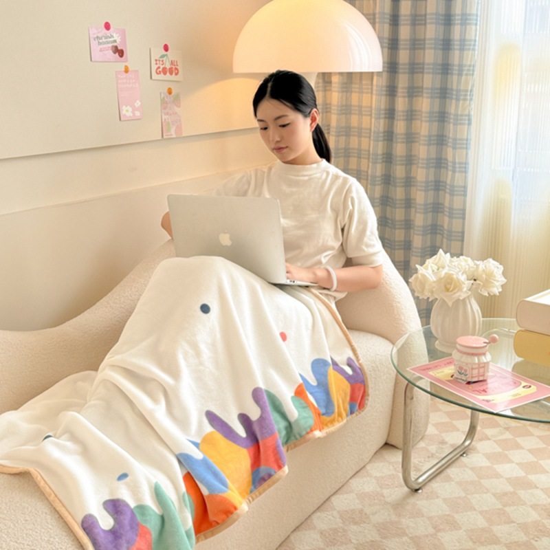 New Shawl Blanket New Milk Fleece Printed Shawl Blanket Multifunctional Student Lunch Break Blanket Coral Fleece Cloak Blanket