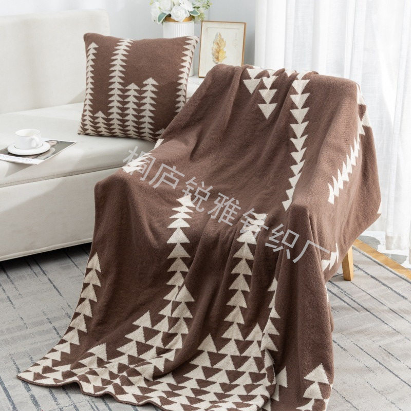 Amazon's Best-Selling Knitted Blanket, Light Luxury Sofa Blanket, Air-Conditioning Blanket, European and American Style Blanket, Office Nap Thread Blanket