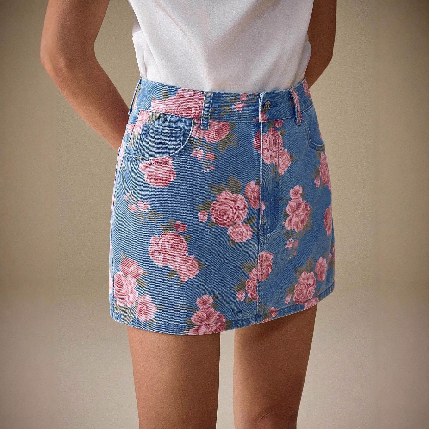 Floral Print Denim Mini Skirt Casual Style Versatile Design Fashionable Rose Pattern Perfect for Spring Summer