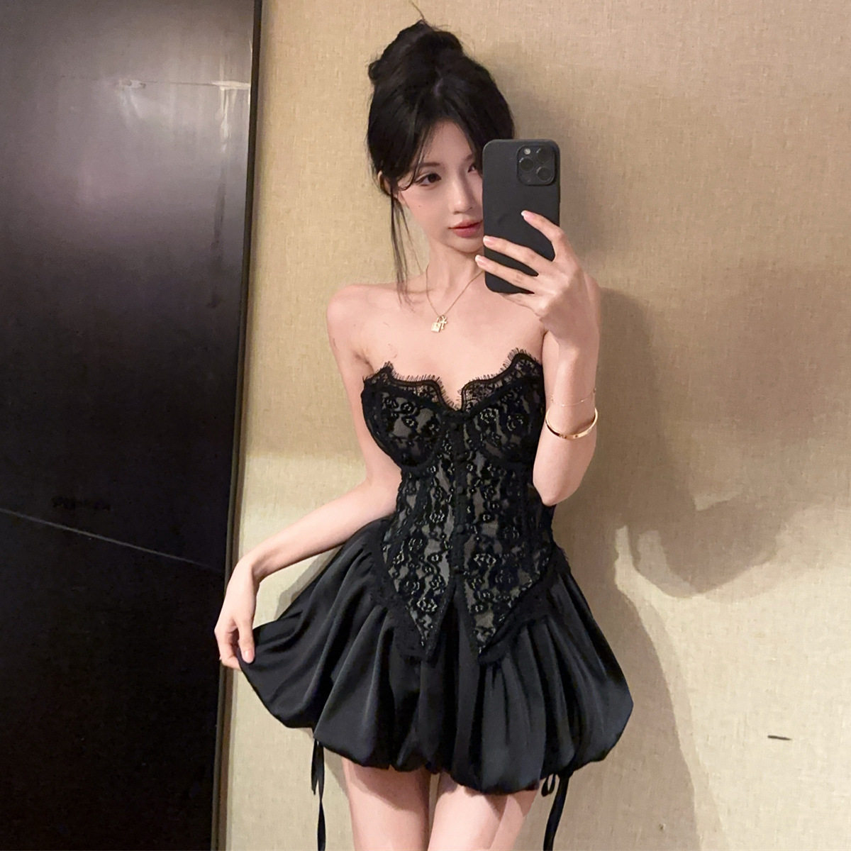 18Yx5831 European and American 2025 Cross-Border Export Lace with Breast Pads, Waist Wrap, Chest Flower Bud Short Skirt Pants Two-Piece Suit