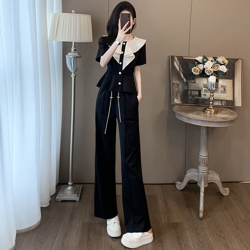 (Mới) Mã A4148 Giá 1390K: Đồ Bộ Nữ Doreic Ngắn Tay Cả Bộ 2 Món Hàng Mùa Hè Trông Trẻ Hơn Tuổi Thời Trang Nữ Chất Liệu G04 Sản Phẩm Mới, (Miễn Phí Vận Chuyển Toàn Quốc).