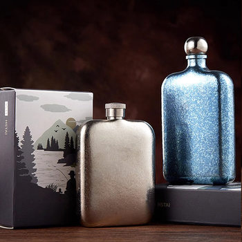Pure titanium small hip flask portable portable outdoor titanium metal small liquor bottle ice flower color titanium printable gift in stock
