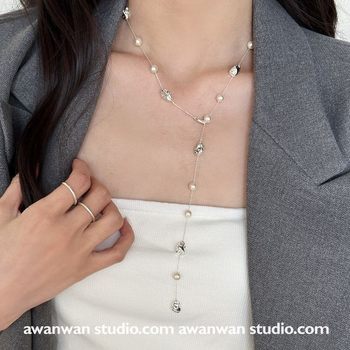Awan Wan Gypsophila Pearl Versatile Necklace High-End Niche Design Light Luxury Clavicle Chain Necklace Accessories