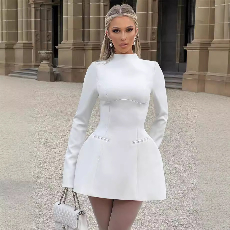 solid color sexy women's dress, pure lust, high-end sense, autumn new style, waist-cinching, popular royal sister style short skirt