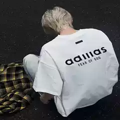 2025 New Jerry Same Kanye Three-bar Glue Letter American High Street FG Short-sleeved T-shirt for Men and Women Summer Tide