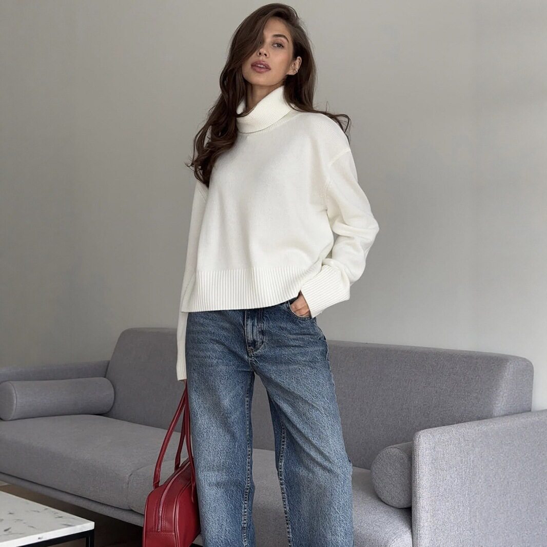 Womens Chunky Knit Sweater Solid Color Turtleneck Loose Fit Casual Autumn Winter Top Wholesale Available