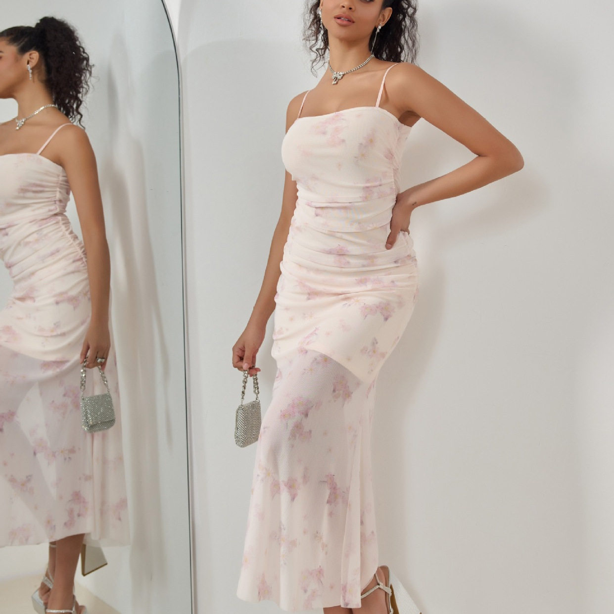 Sweet Floral Ruffled Maxi Dress High Elasticity Spaghetti Straps Vacation Style Spring Summer Collection Wholesale