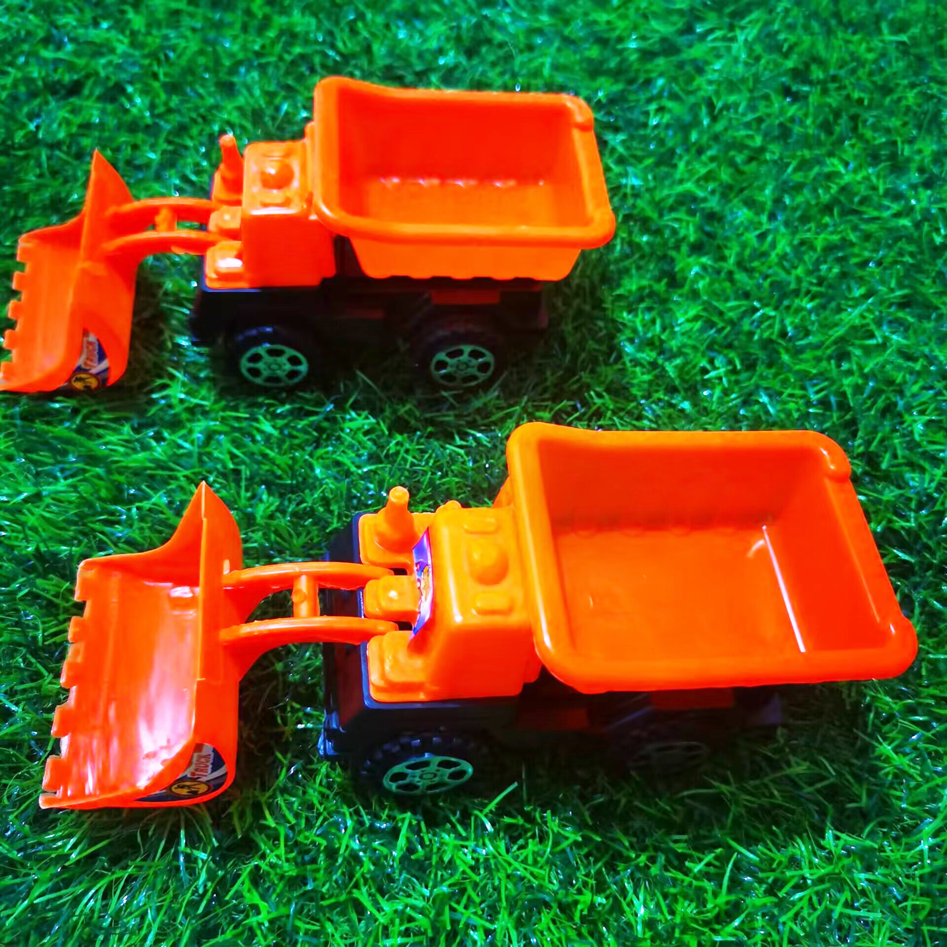 儿童挖土机程小车挖掘机惯性工程车儿童玩具车子义乌厂家地摊批发