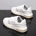 White [flat bottom]]