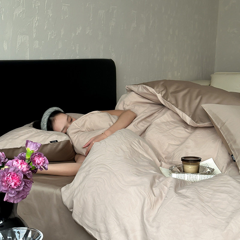 High-End Minimalist Style A-Grade Long-Staple Cotton Four-Piece Bedding Set with Three-Dimensional Jacquard, Skin-Friendly, Suitable for All Seasons, Breathable, No Fluorescence