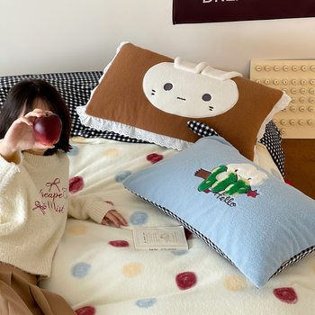 Cartoon Polka Dot Korean Style Wool Velvet Three or Four Piece Set Autumn and Winter Thickeneded Fully Matte Milk Velvet Warm Bedding Quilt Cover
