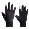 Ordinary model [missing two fingers]: black