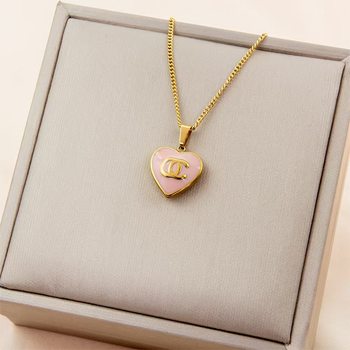 Light Luxury Fragrance Clavicle Chain New Heart Chain Niche Peach Heart Design Fashionable Versatile Simple Ins Temperament Pendant
