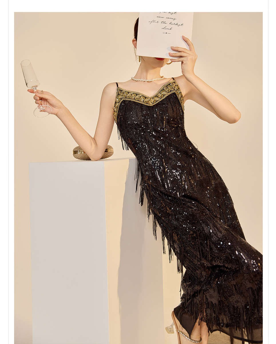 Đầm dây hai quai dài thêu hoa đính cườm tua rua phối lưới — Đen đá obsidian, Hạt hạnh nhân