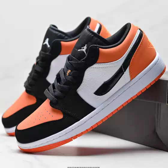 High-Top Version Air Jordan AJ1 Low Men's Basketball Shoes Anti-Swoosh Women's Sneakers Black Red Toe Cool Gray Couple Shoes