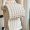 Double-layer Thickened Warm Bubble Rabbit Velvet Blanket Flannel Blanket Solid Color Lamb Velvet Blanket Sofa Nap Blanket