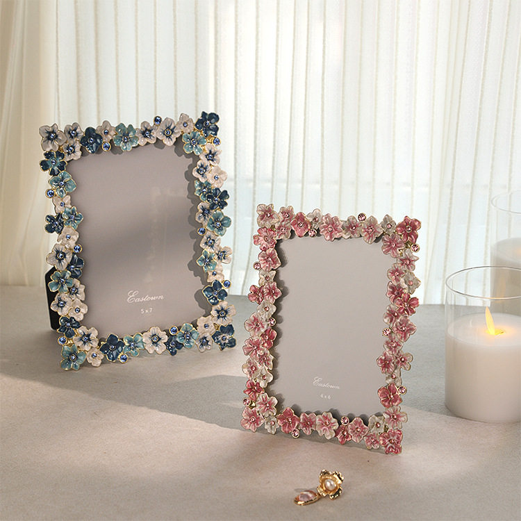European-style Light Luxury Diamond-encrusted Photo Frame Table 6-inch French Flower High-end Romantic Creative Wedding Photo Frame