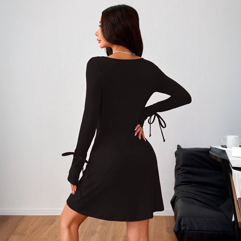 Womens Fashionable Simple Commuter Dress Slim Fit Short Skirt Red Color Spring Summer Collection Wholesale