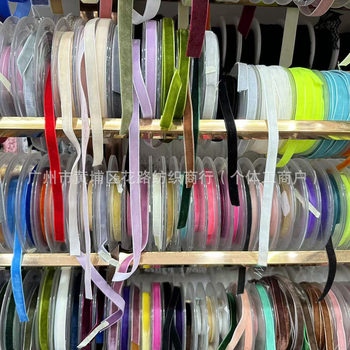 Manufacturer Supplies Velvet Ribbon 1cm 2.5cm 4cm Decorative Burgundy Green Velvet Ribbon Cross-Border Hot Sale