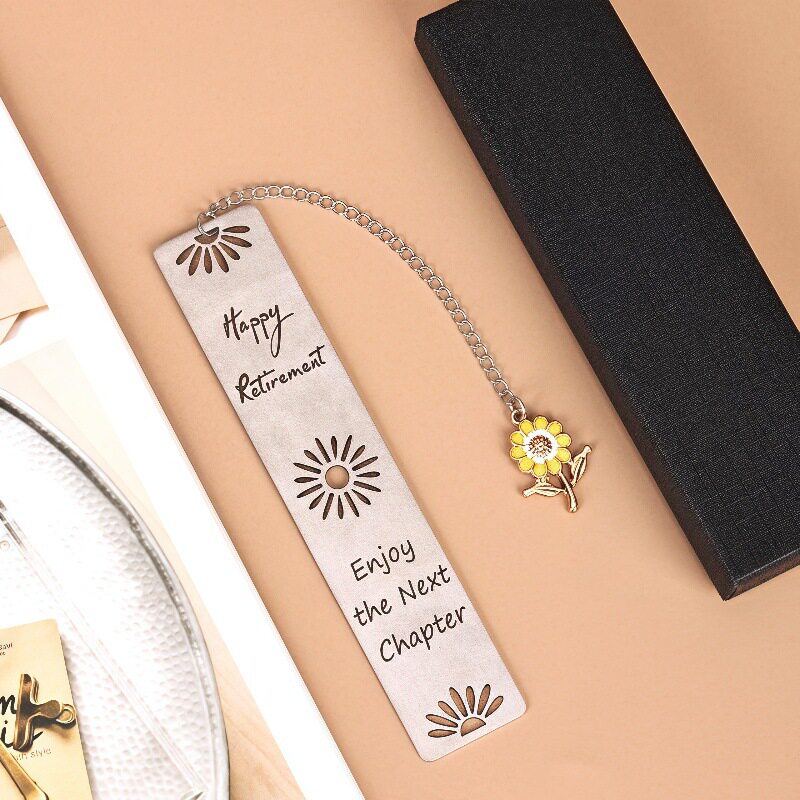 Amazon Hot Sale Stainless Steel Hollow Bookmark Sunflower Pendant Retirement Gift Gratitude Teacher Colleague Gift