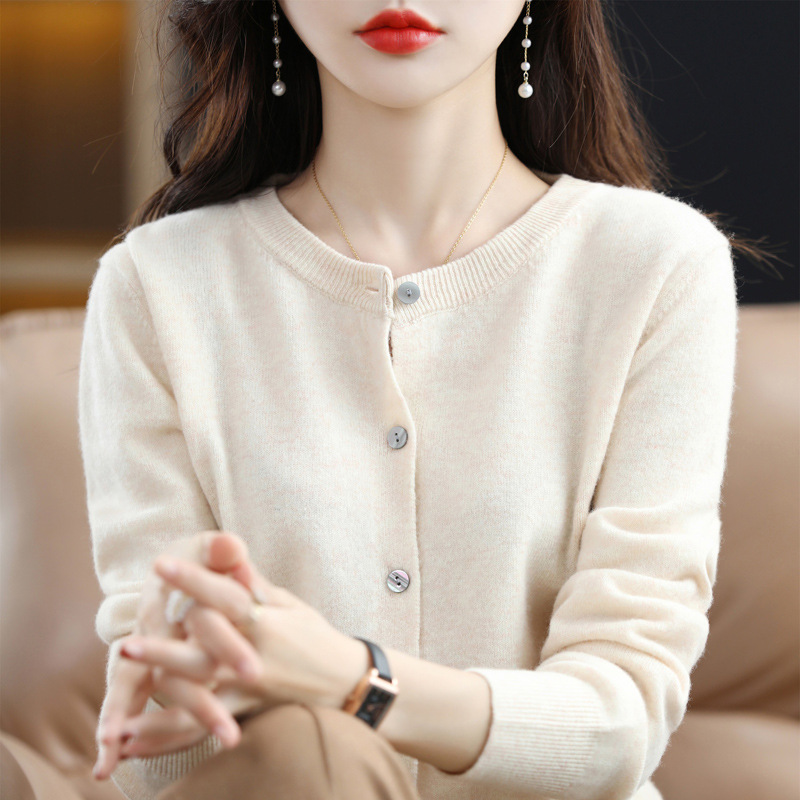 2025新款针织开衫早春圆领毛衣女长袖纯色百搭外套女装一件代发