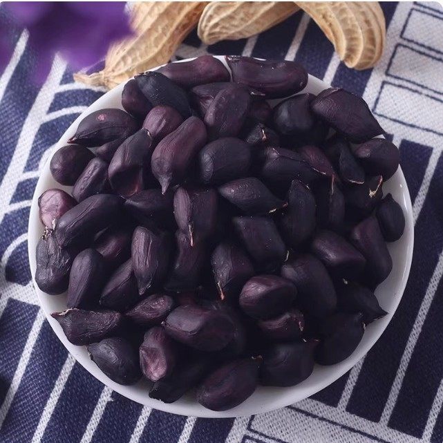 Yunnan Black Peanuts New Arrival Raw Shelled Fried Black Peanuts Specialty Rich Black Skin Selenium Peanuts