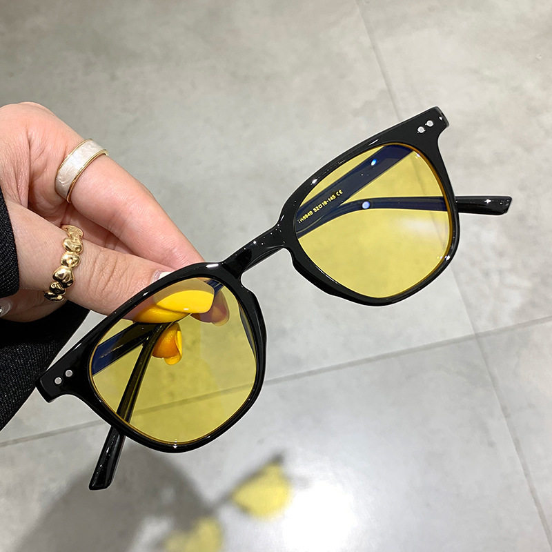 New anti-blue light glasses beige nail small square retro black frame plain glasses optical myopia frame glasses 1015