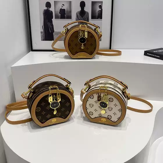 Cross-Border Wholesale Trendy Small Handbags for Women 2026 Autumn New Style Fashionable Round Handbag Shoulder Crossbody Bag