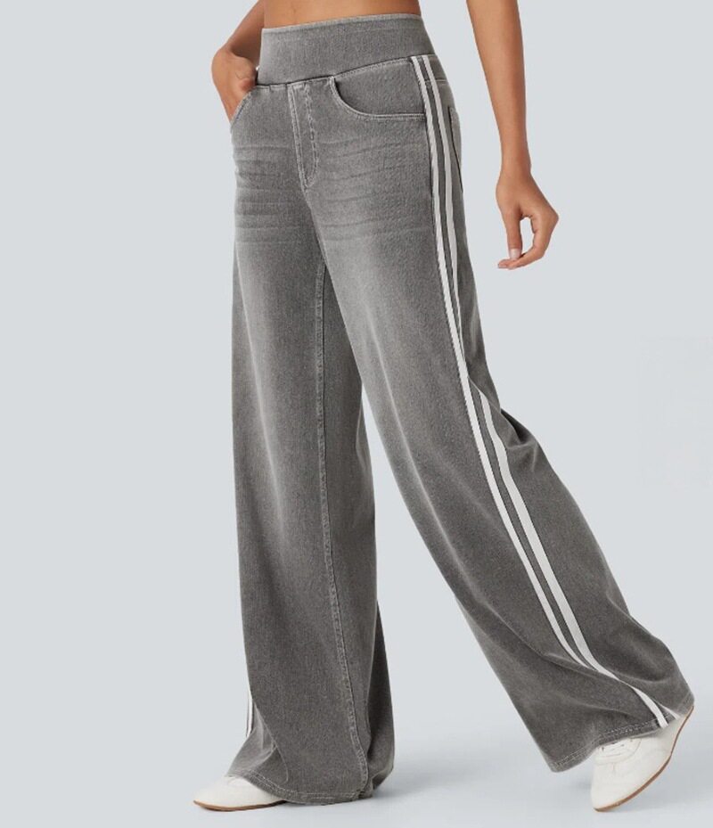 Womens High Waisted Loose Fit Straight Leg Jeans Fashionable Flattering Comfortable Autumn Winter Collection