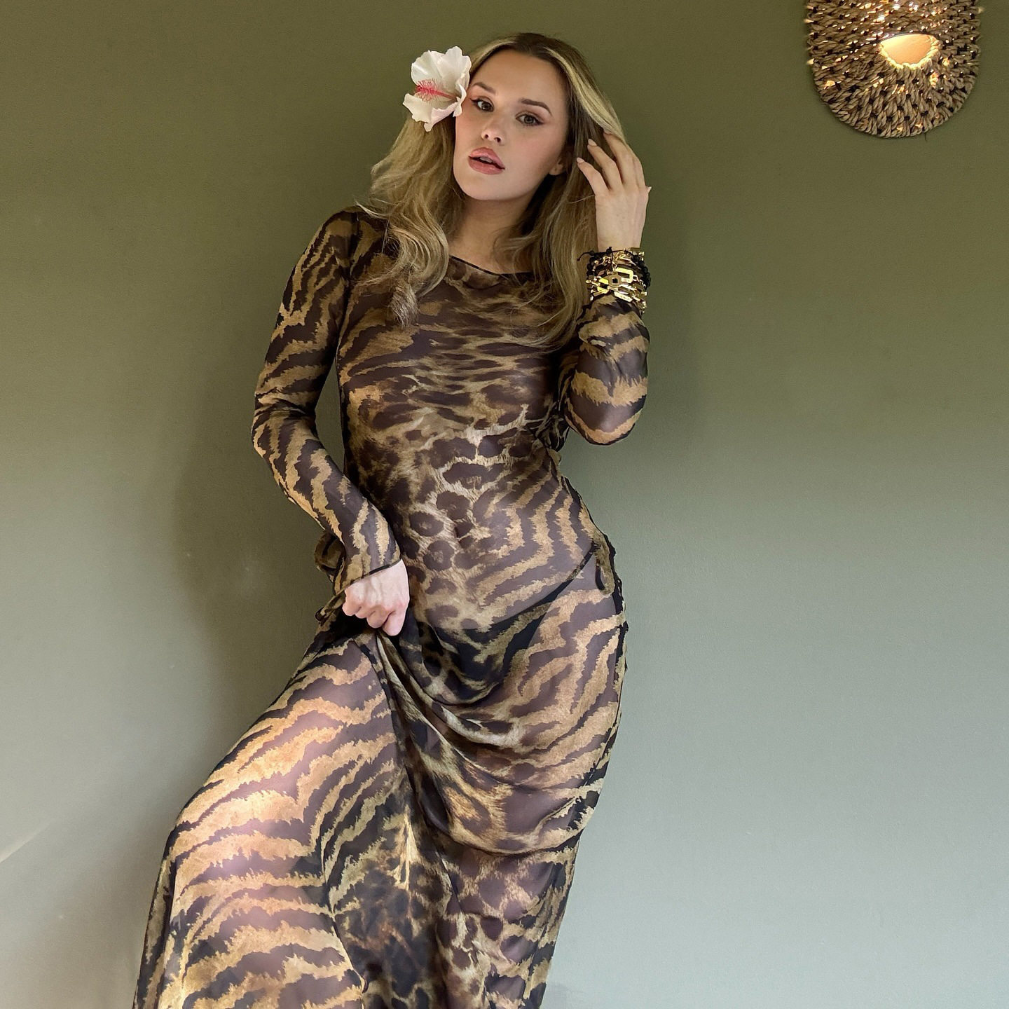 Summer Womens Dress Fashionable Long Sleeve Round Neck Sexy Tie Back Bodycon Style Perfect for Parties and Events